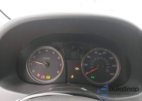 2013 Hyundai Accent Se z USA, uszkodzony, nr VIN KMHCU5AE6DU117682